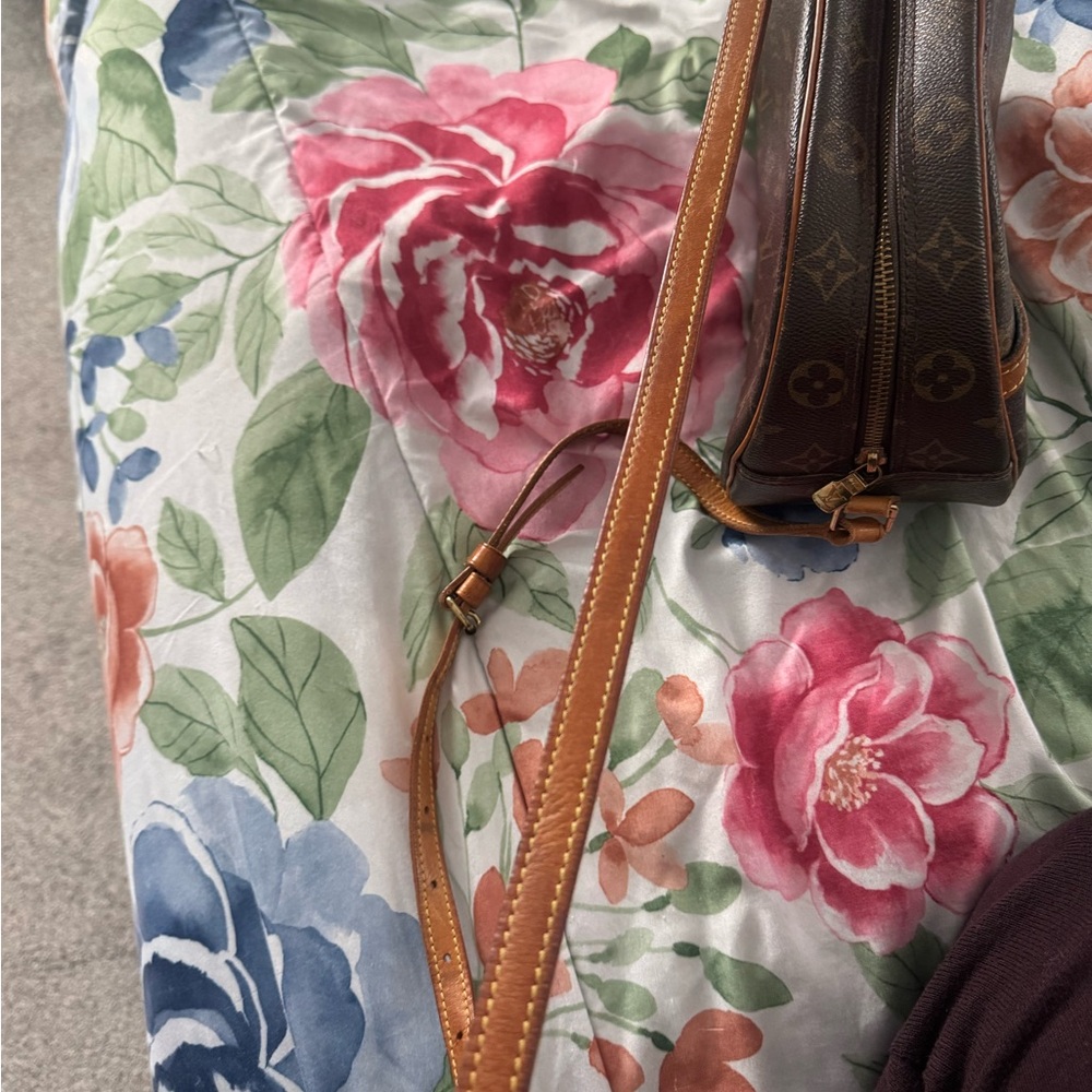 Louis Vuitton Monogram Crossbody Bag in Brown and Tan - Picture 10 of 16